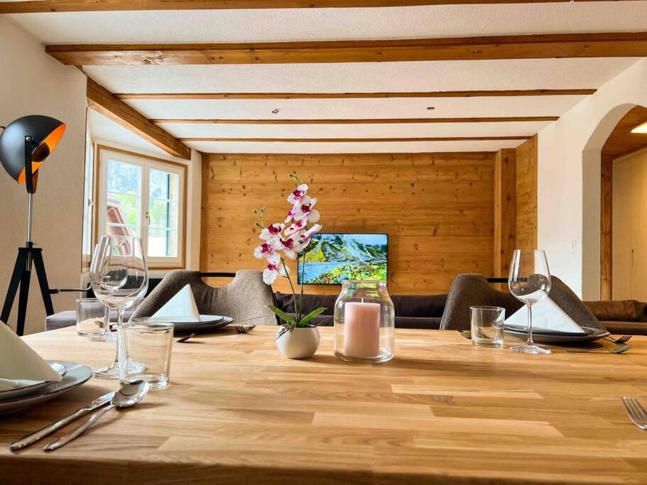 Alpine Chalet Kandersteg Exterior photo